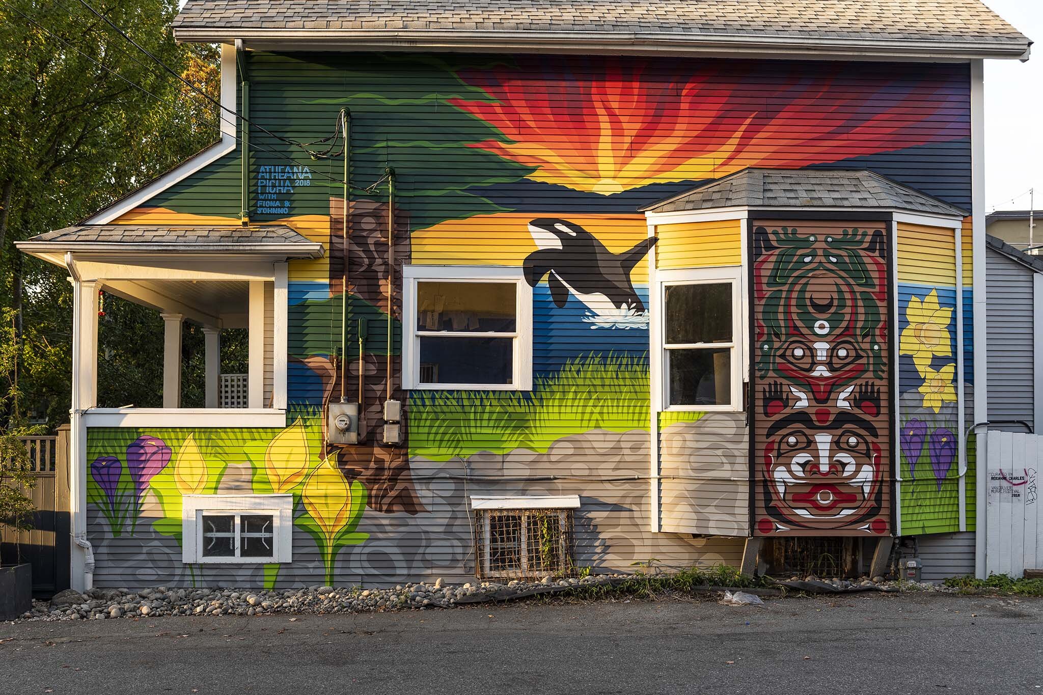 Atheana Picha: Hole In The Sky